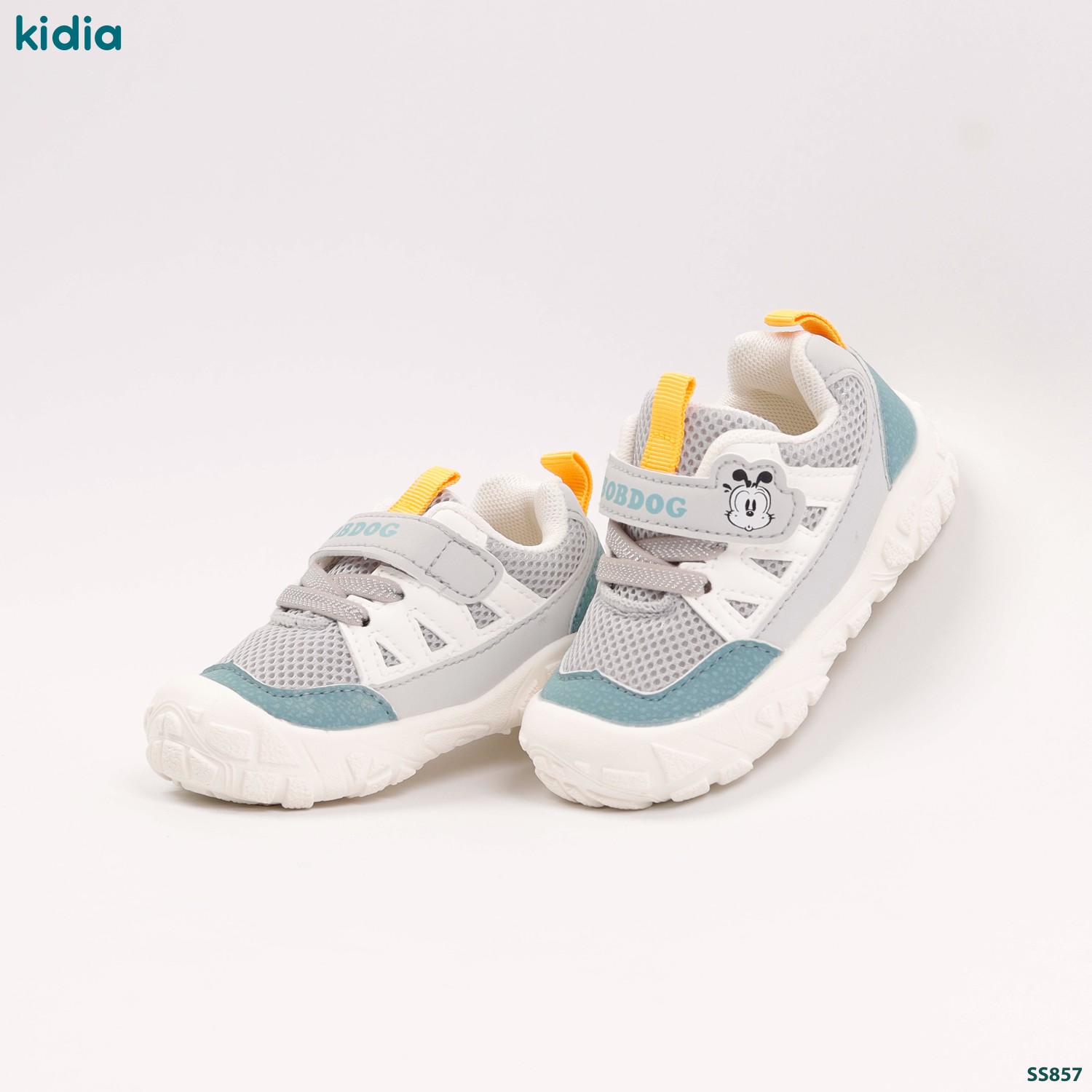 043