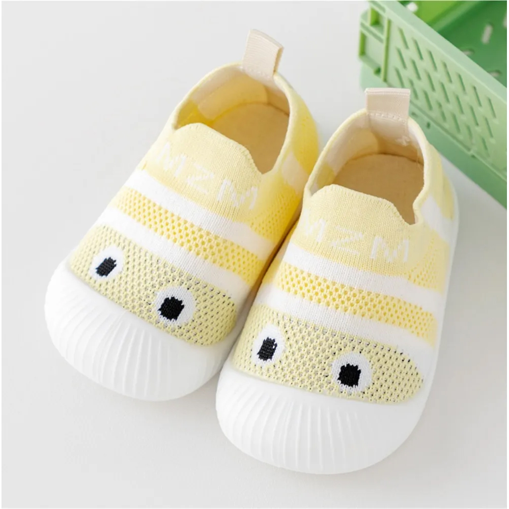 D_NQ_NP_2X_779839-MLB102329952816_122025-F-foto-de-peixe-palhaco-de-sapatos-de-malha-infantil