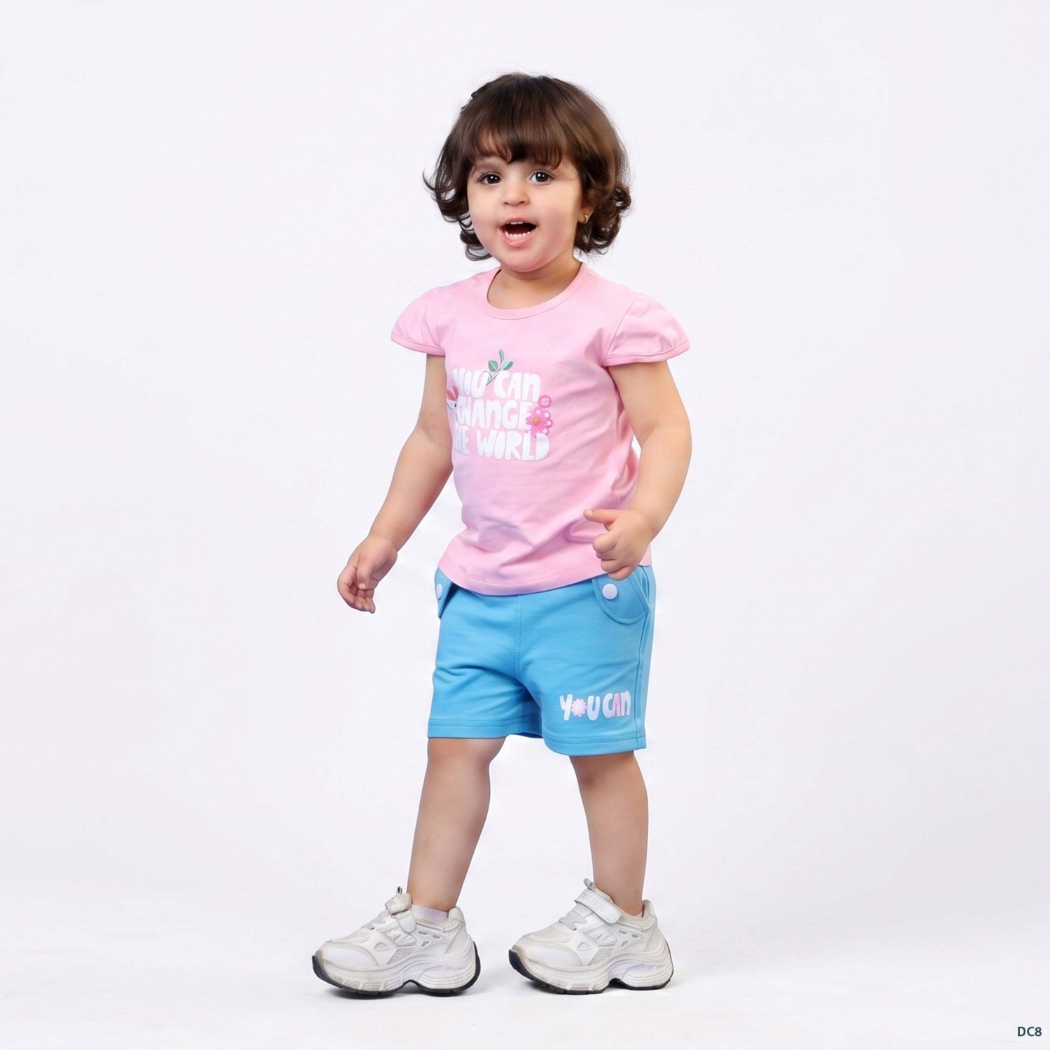 خلي_الباك_جرواند_ابيض_ساده_202605180245