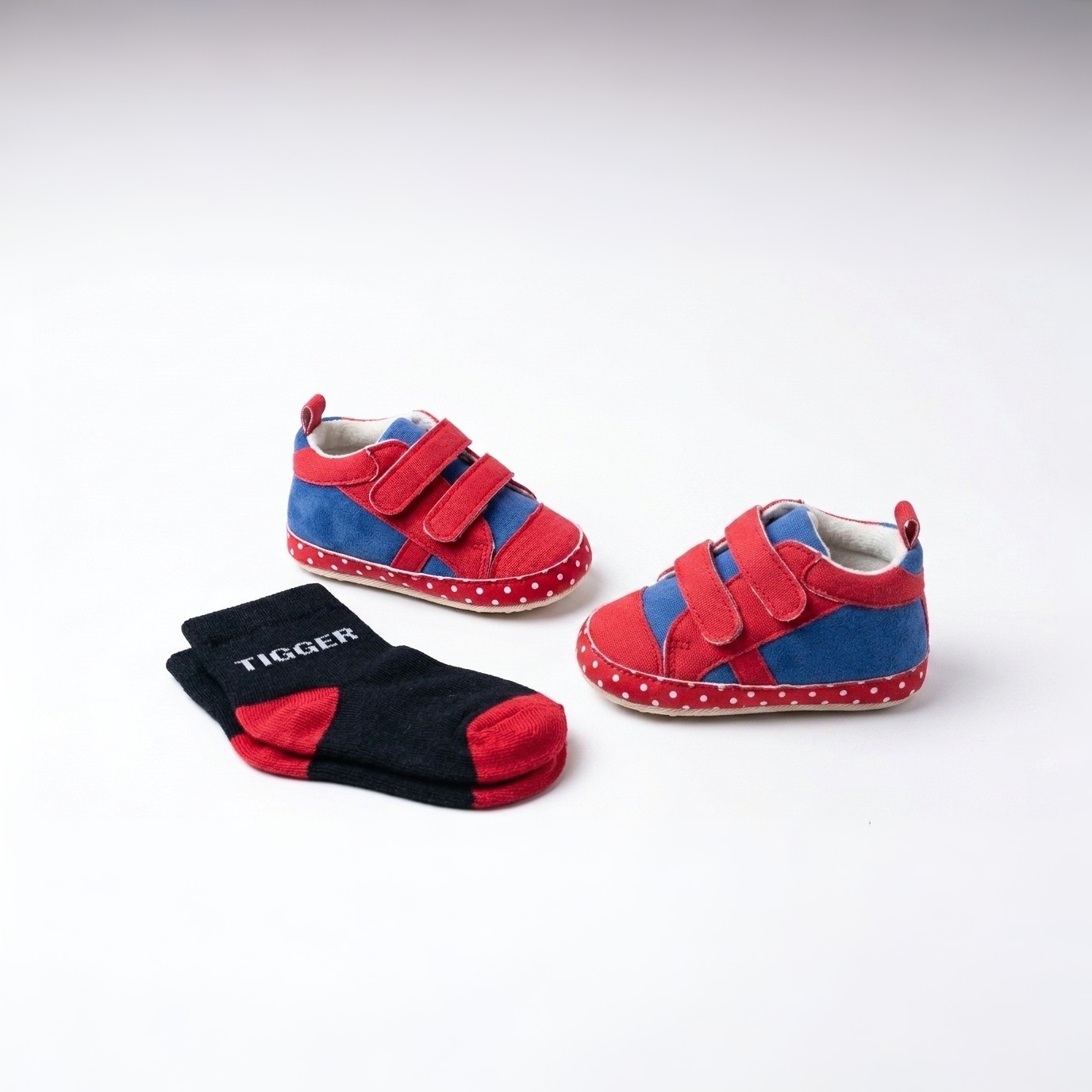 Baby_shoes_and_socks_set_202607221629